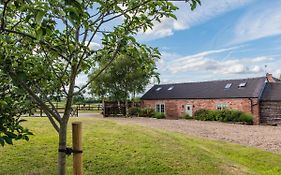 Barnfields Holiday Cottage
